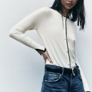 ZARA PEARL BUTTON KNIT CARDIGAN